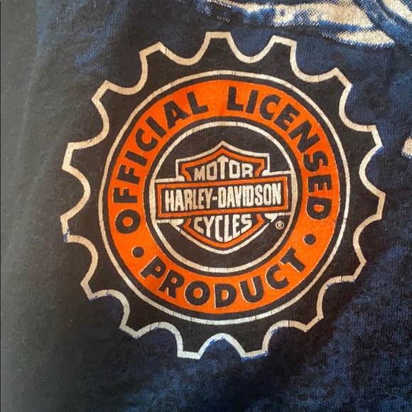Harley Davidson motorcycle T-shirt - Picture 2 of 2